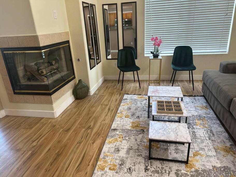 2Br Condo 15 Mins To Downtown Phoenix With Pool & Spa 외부 사진