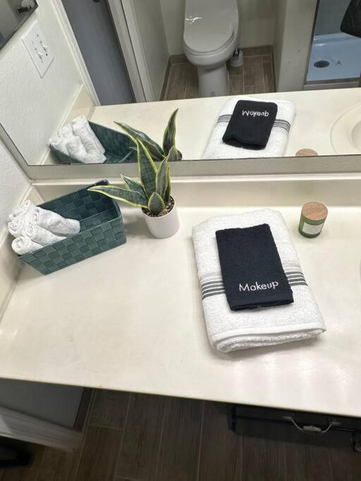 2Br Condo 15 Mins To Downtown Phoenix With Pool & Spa 외부 사진