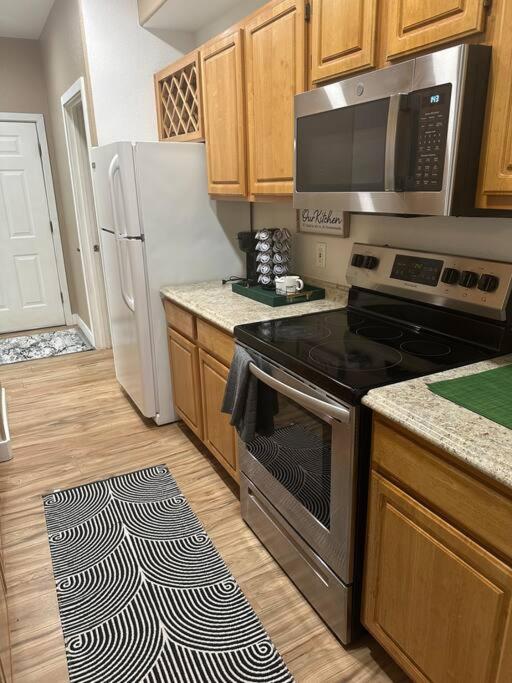 2Br Condo 15 Mins To Downtown Phoenix With Pool & Spa 외부 사진
